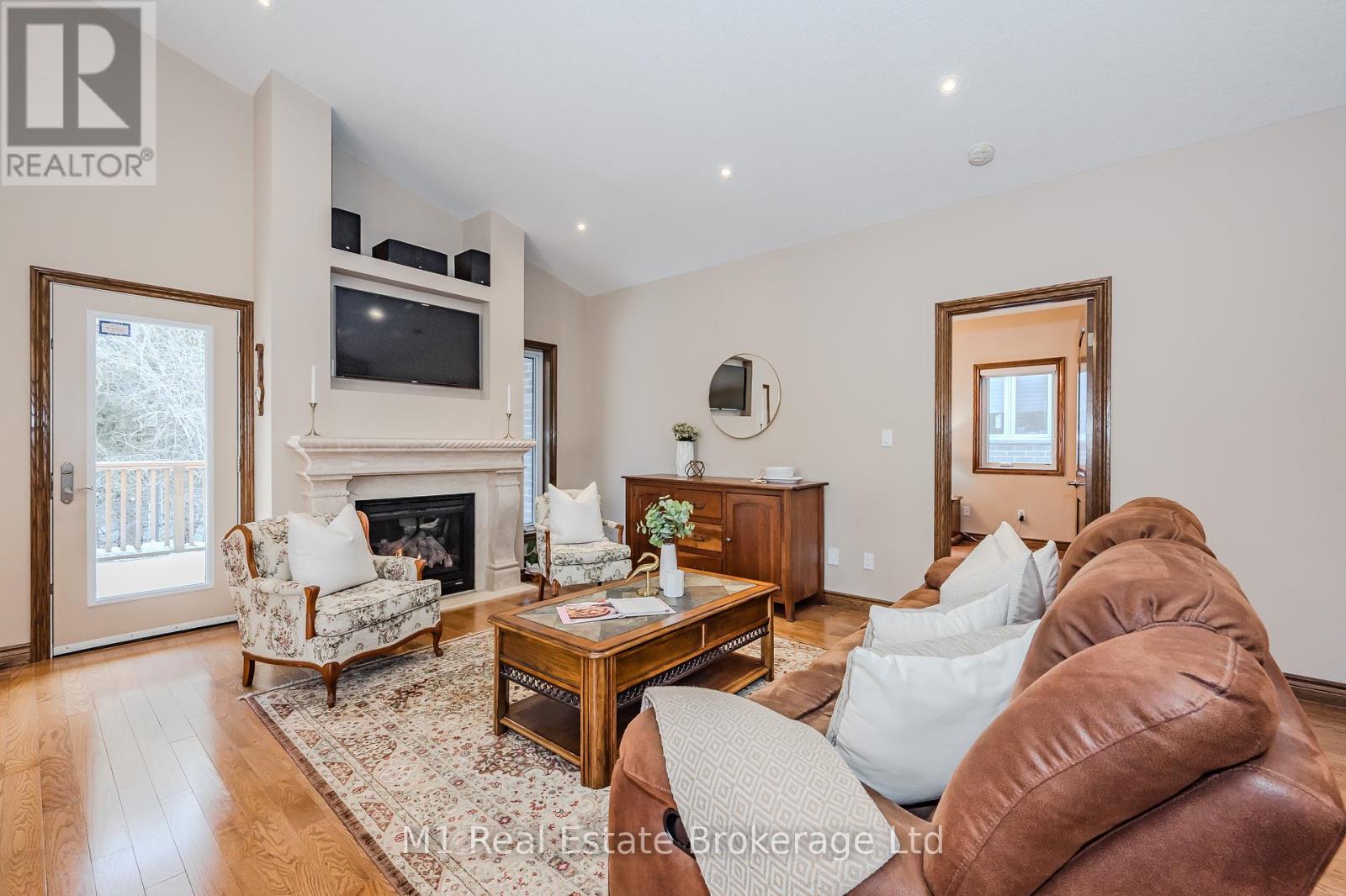 19 - 15 Valley Road, Guelph, Ontario  N1L 0H3 - Photo 8 - X12299522
