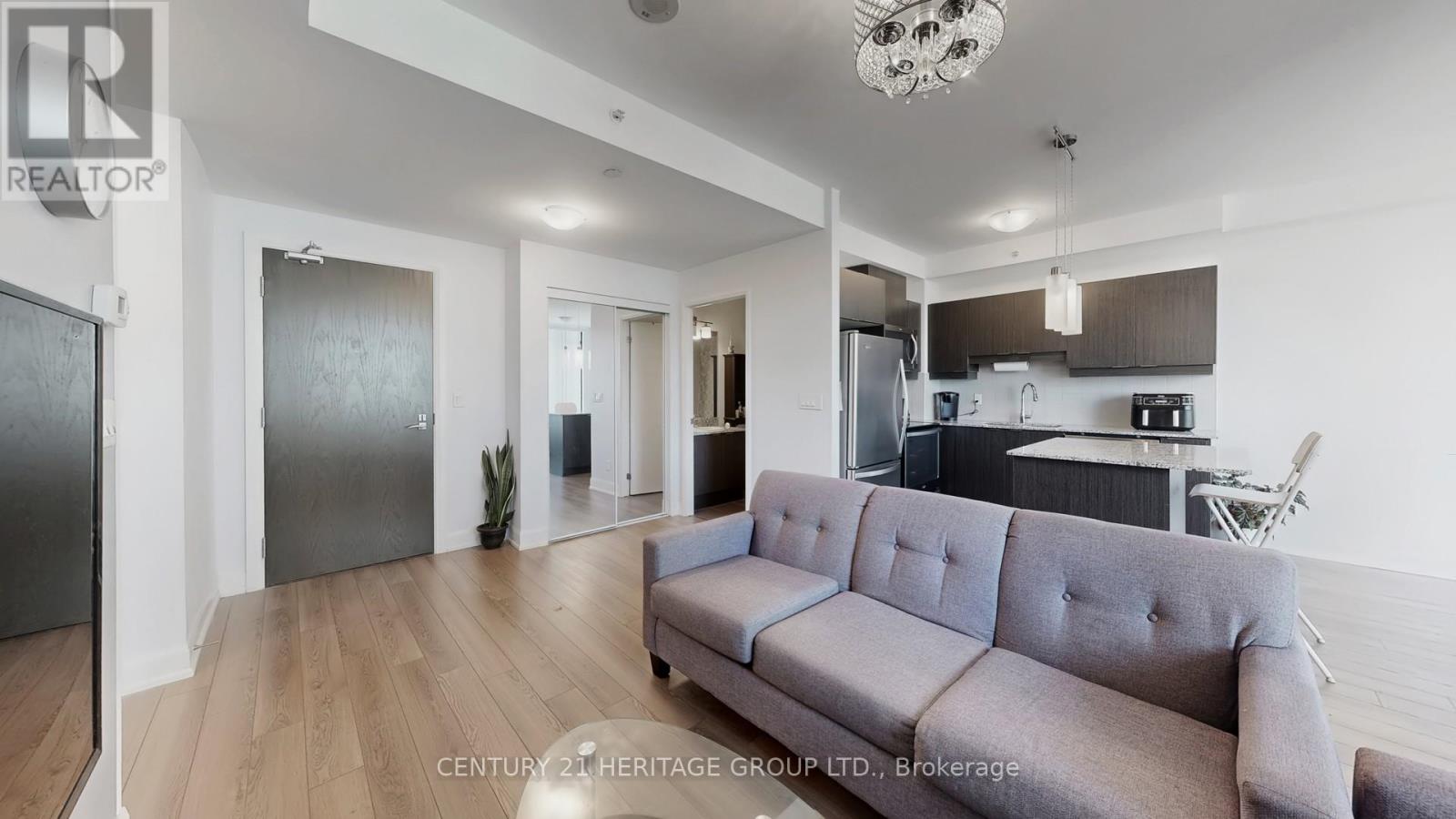 405 - 2910 Highway 7 Road W, Vaughan, Ontario  L4K 0H8 - Photo 13 - N12352064