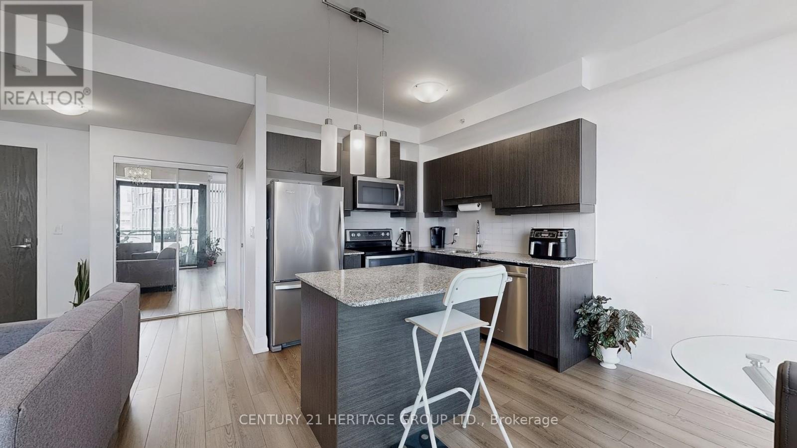 405 - 2910 Highway 7 Road W, Vaughan, Ontario  L4K 0H8 - Photo 14 - N12352064