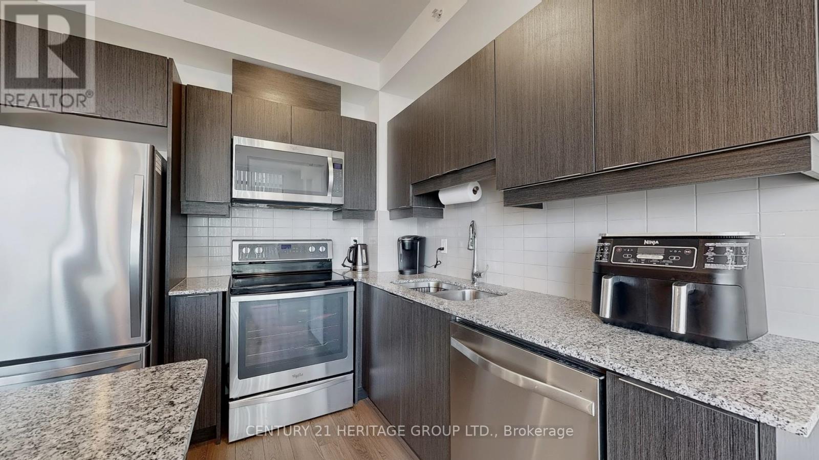 405 - 2910 Highway 7 Road W, Vaughan, Ontario  L4K 0H8 - Photo 17 - N12352064