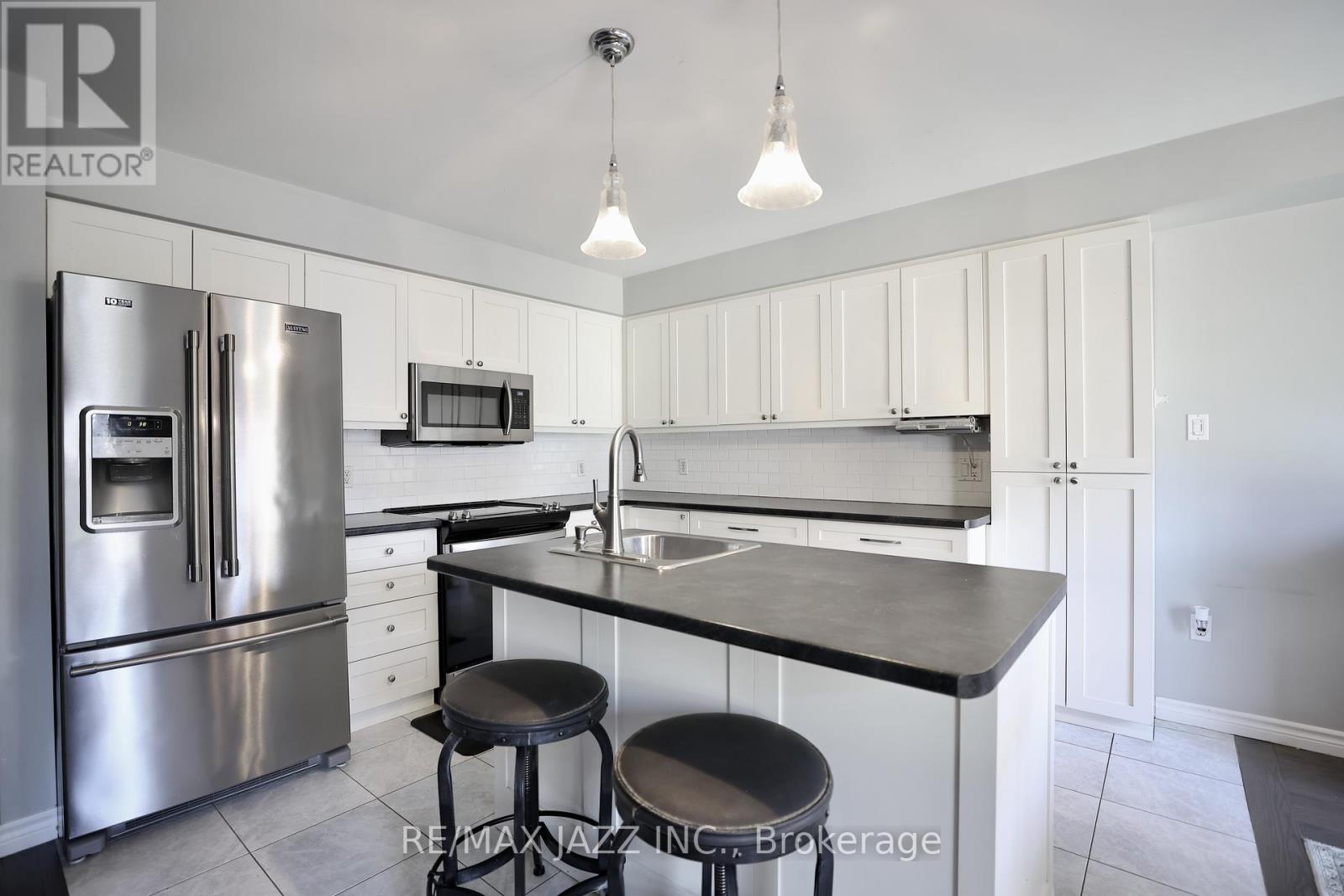 Property at 66 KILGANNON AVENUE image 2