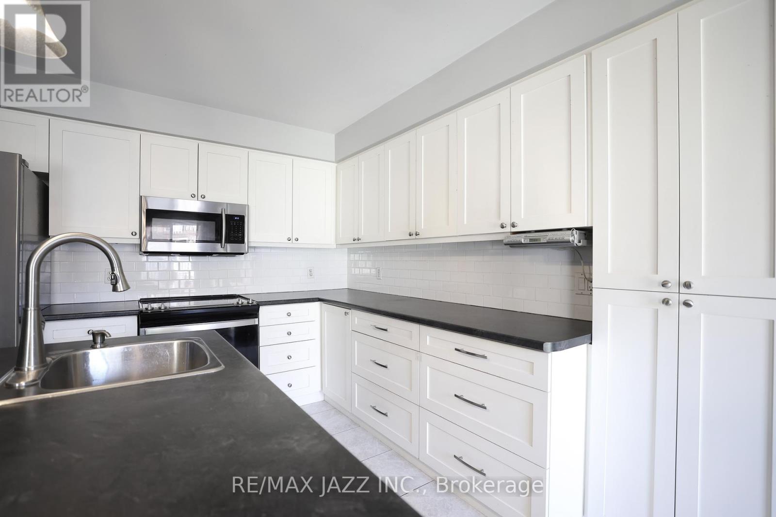 Property at 66 KILGANNON AVENUE image 3