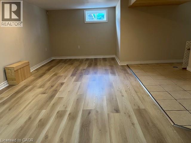 Property at 2232 QUEENSWAY Street image 5