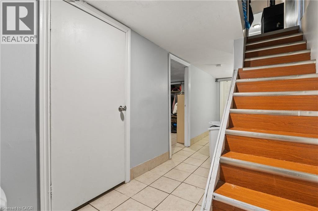 207 Beaver Street, Thorold, Ontario  L2V 1B8 - Photo 11 - 40590836