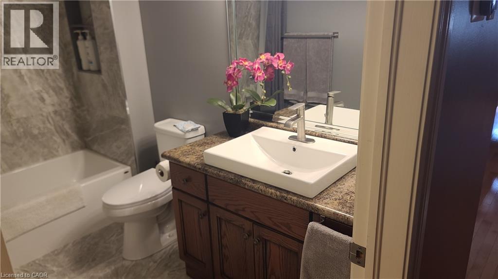 3280 California Avenue, Windsor, Ontario  N9E 3K7 - Photo 33 - 40629770