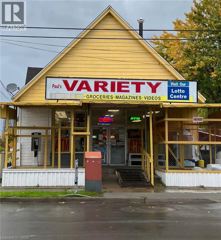 675 King Street Street, Port Colborne, Ontario  L3K 4H9 - Photo 1 - 40666260