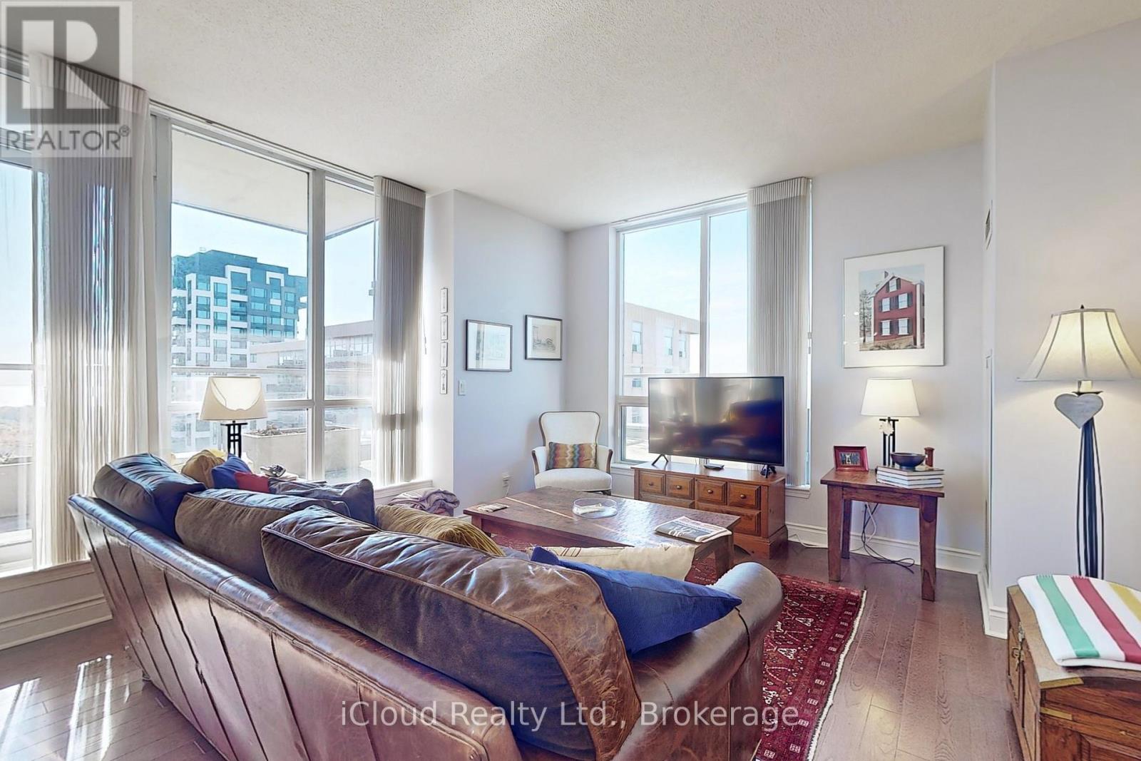 1804 - 70 High Park Avenue, Toronto, Ontario  M6P 1A1 - Photo 12 - W12352135