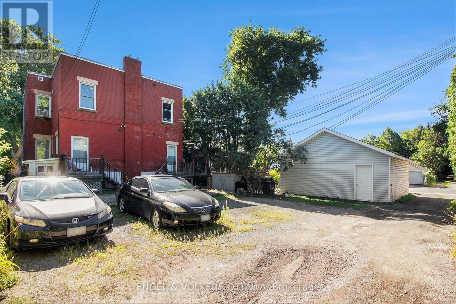 1 - 170 Ivy Crescent, Ottawa, Ontario  K1M 1X6 - Photo 12 - X12352176