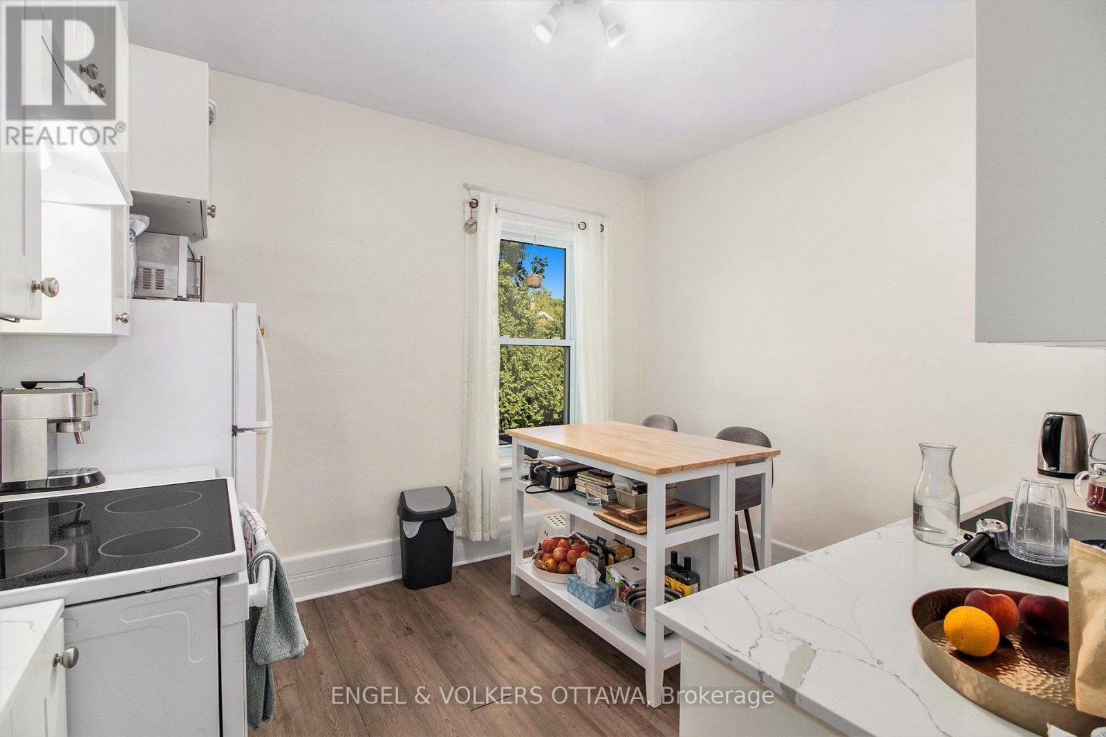 1 - 170 Ivy Crescent, Ottawa, Ontario  K1M 1X6 - Photo 6 - X12352176
