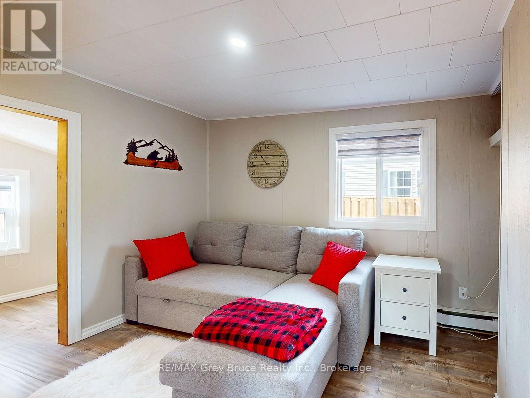 220 Turner Street, Saugeen Shores, Ontario  N0H 2L0 - Photo 18 - X12024721