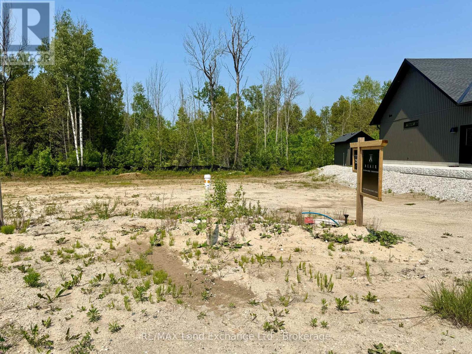 29 Lakeforest Drive, Saugeen Shores, Ontario  N0H 2L0 - Photo 5 - X12219192