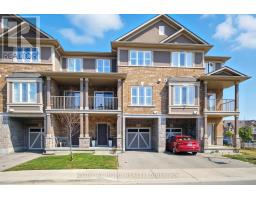 3 BLOOM CRESCENT, Hamilton, Ontario