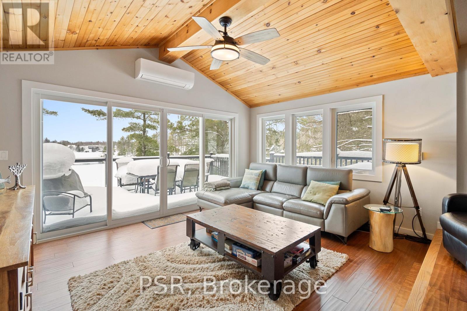 1166 Parkers Point Road, Gravenhurst, Ontario  P1P 1R2 - Photo 19 - X12352130
