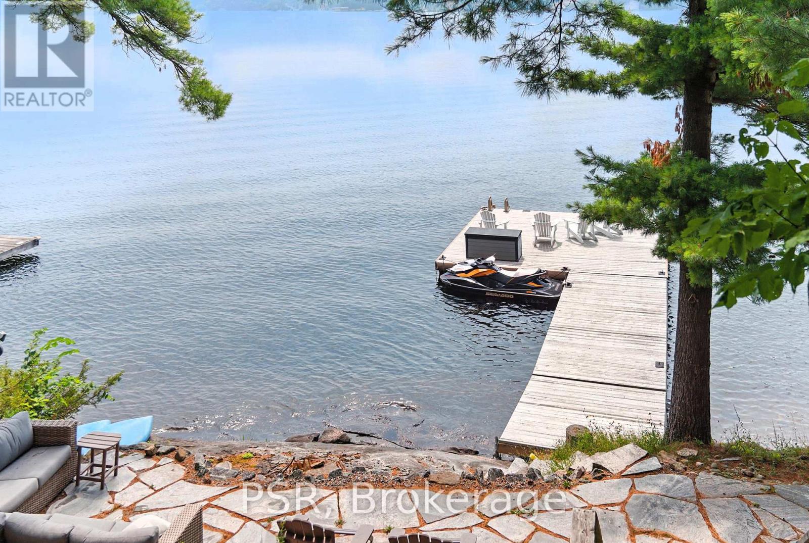 1166 Parkers Point Road, Gravenhurst, Ontario  P1P 1R2 - Photo 40 - X12352130