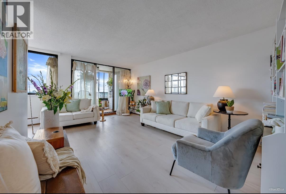 1905 740 Hamilton Street, New Westminster, British Columbia V3M 5T7 - Photo 2 - R3038371