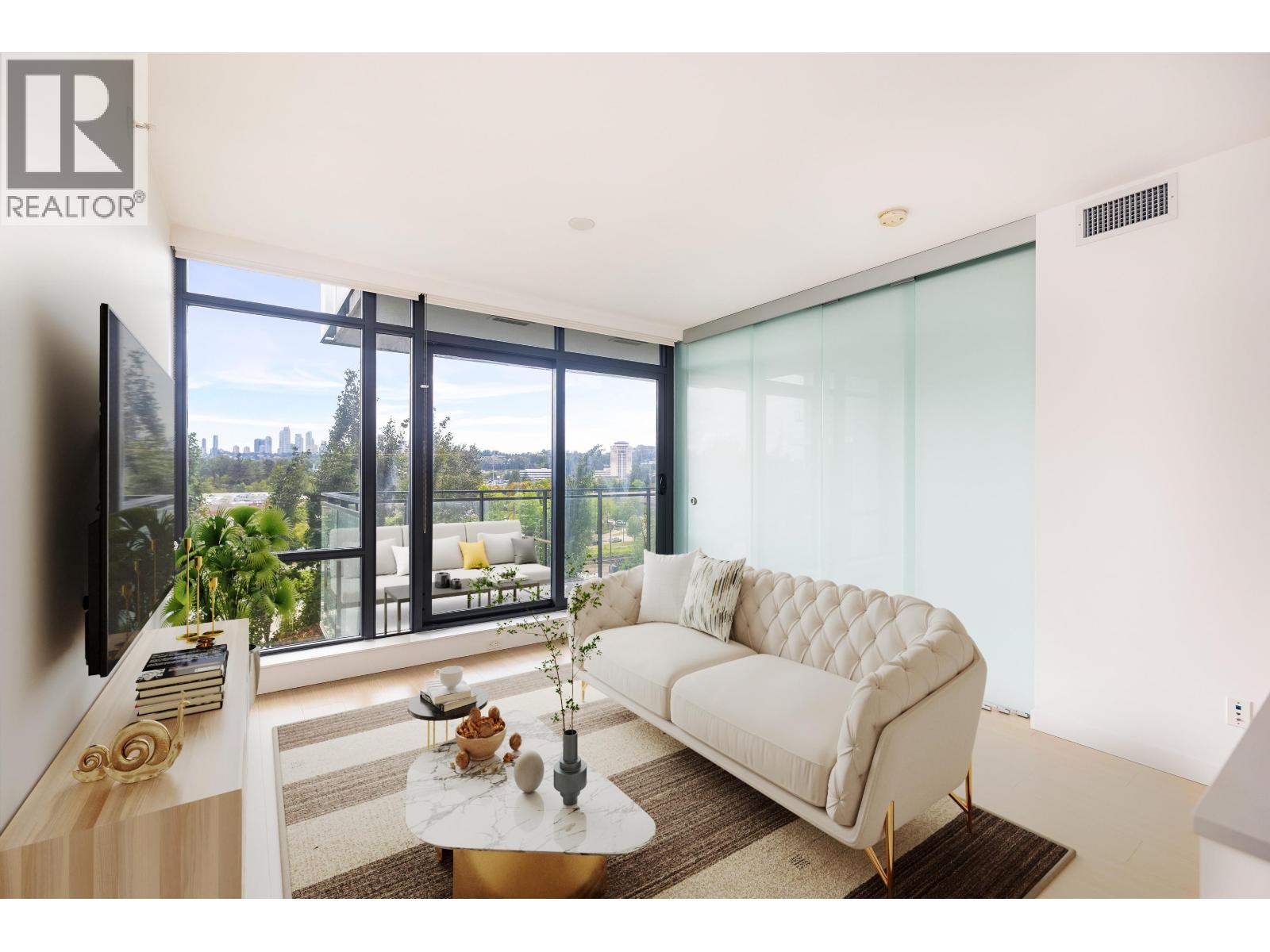 705 2378 Alpha Avenue, Burnaby, British Columbia V5C 0K2 - Photo 2 - R3038389