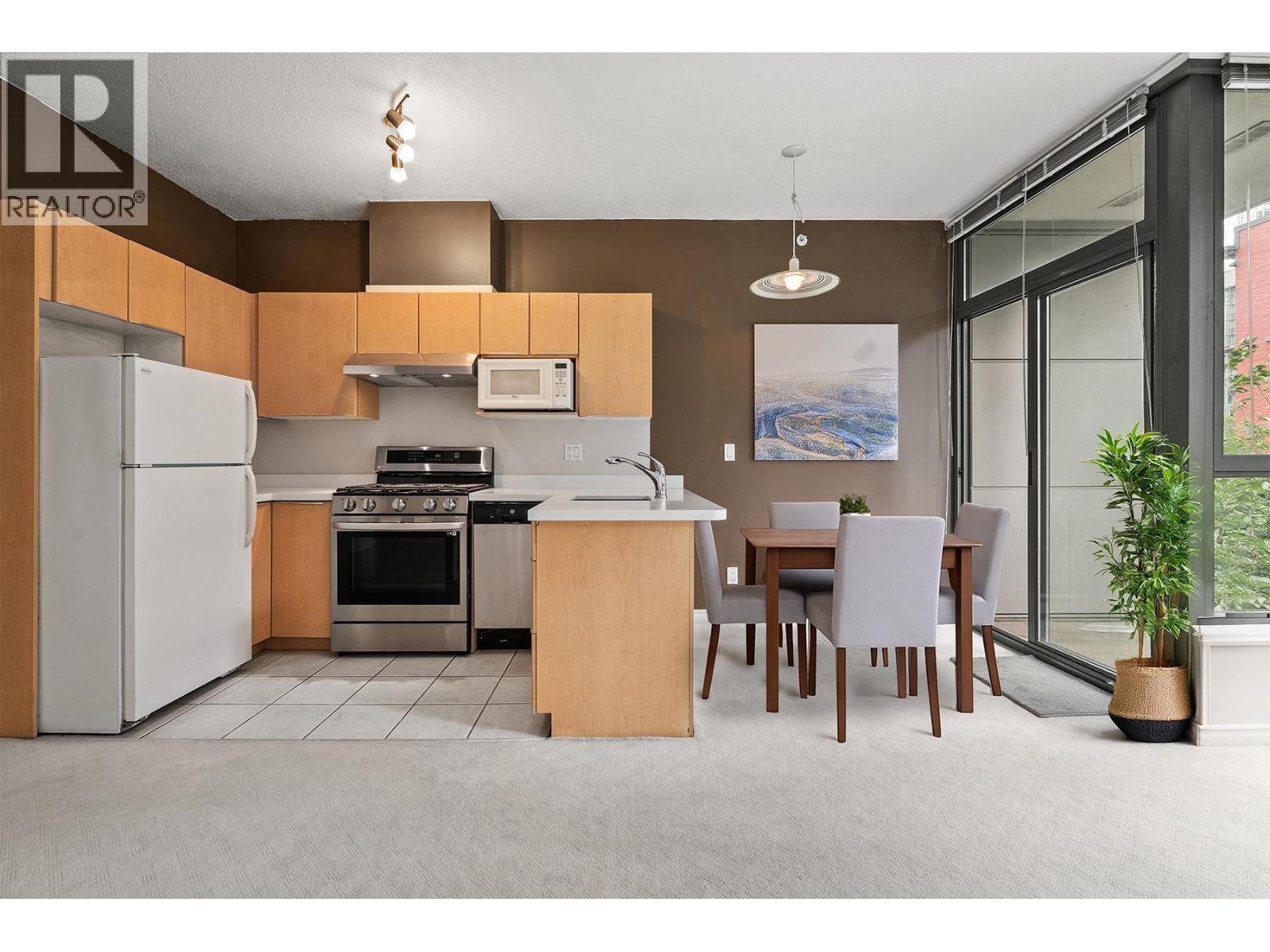 310 1239 W Georgia Street, Vancouver, British Columbia  V6E 4R8 - Photo 3 - R3038404