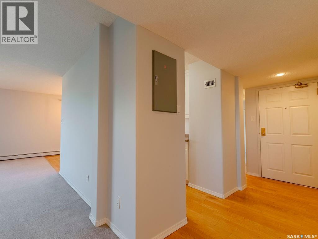 Property at 604 717 Victoria AVENUE image 4