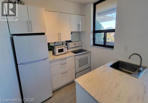 105 Mccaul Street Unit# 701, Toronto, Ontario  M5T 2X4 - Photo 5 - 40702980