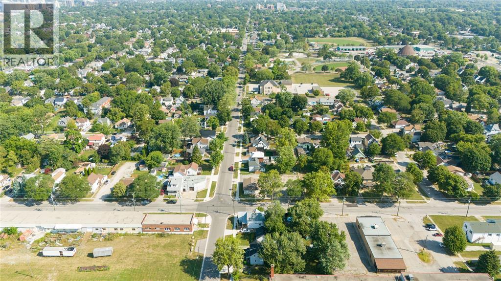 404 Russell Street, Sarnia, Ontario  N7T 3M7 - Photo 30 - 25020286