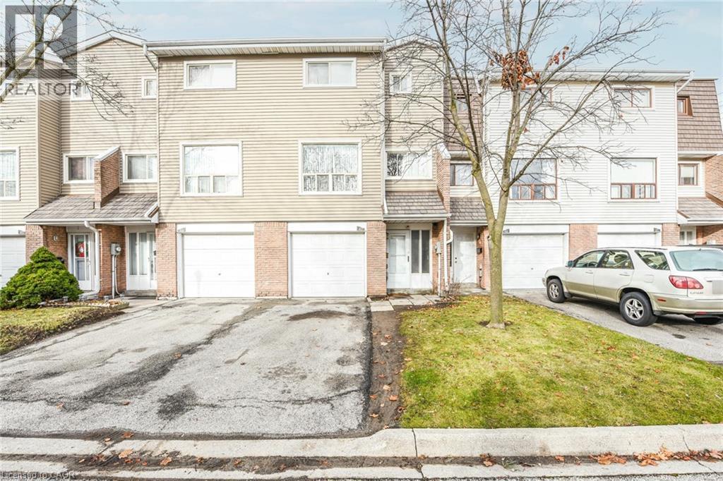 Property at 47 ELLIS Drive Unit# 47 image 2
