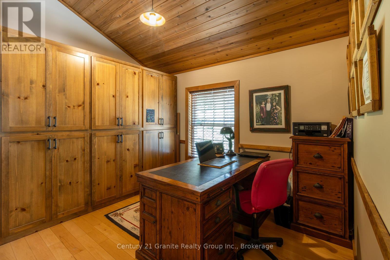 1071 Dardanelles Road, Dysart Et Al (Dudley), Ontario  K0M 1S0 - Photo 24 - X12352219