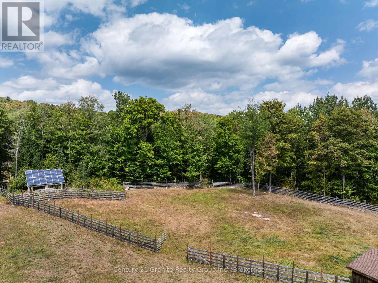 1071 Dardanelles Road, Dysart Et Al (Dudley), Ontario  K0M 1S0 - Photo 43 - X12352219