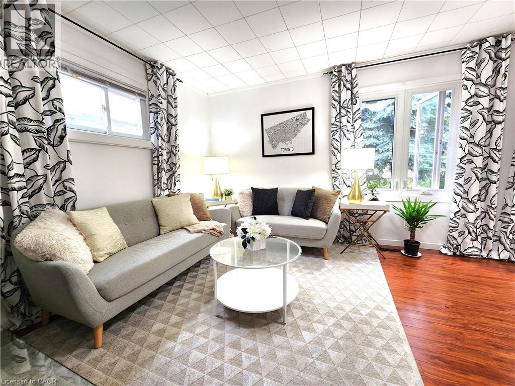 1089 Meredith Avenue, Mississauga, Ontario  L5E 2C8 - Photo 25 - 40707692