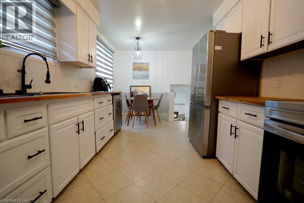 147 Muriel Crescent, London, Ontario  N6E 2K4 - Photo 9 - 40709338