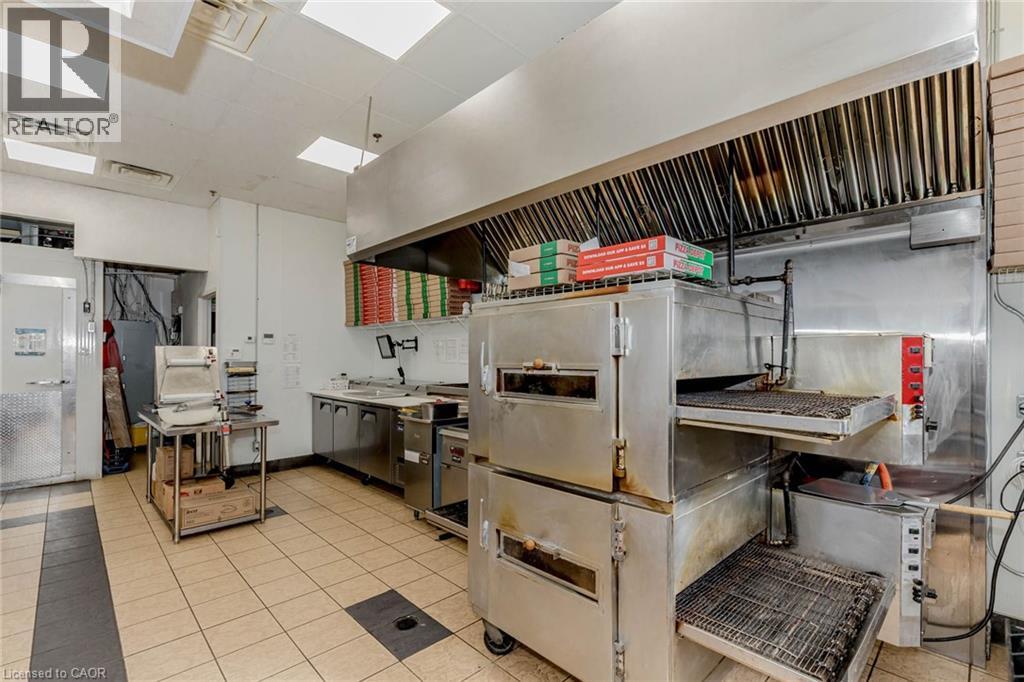 3510 Schmon Parkway, Thorold, Ontario  L2V 4Y6 - Photo 22 - 40712388