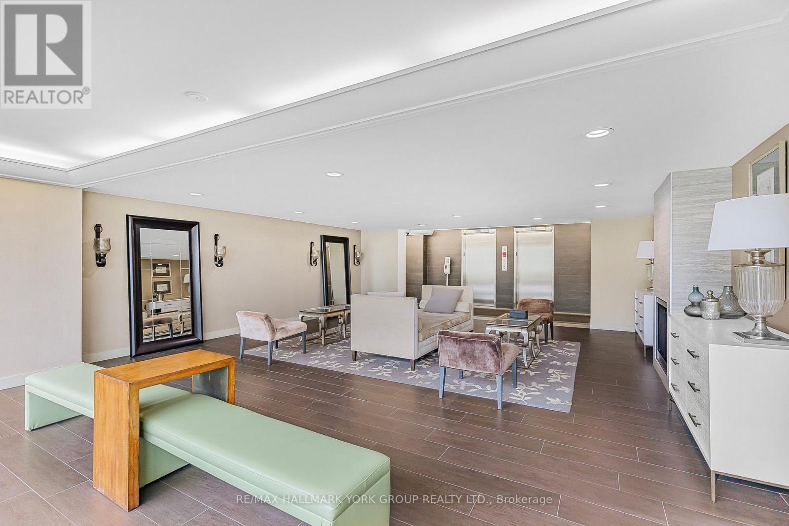 1007 - 7811 Yonge Street, Markham, Ontario L3T 4S3 - Photo 11 - N12350675