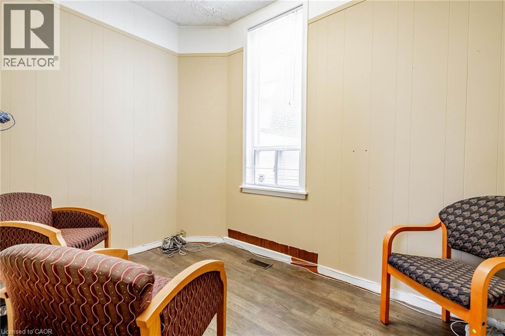 48 Carlisle Street, St. Catharines, Ontario  L2R 4H4 - Photo 13 - 40719221