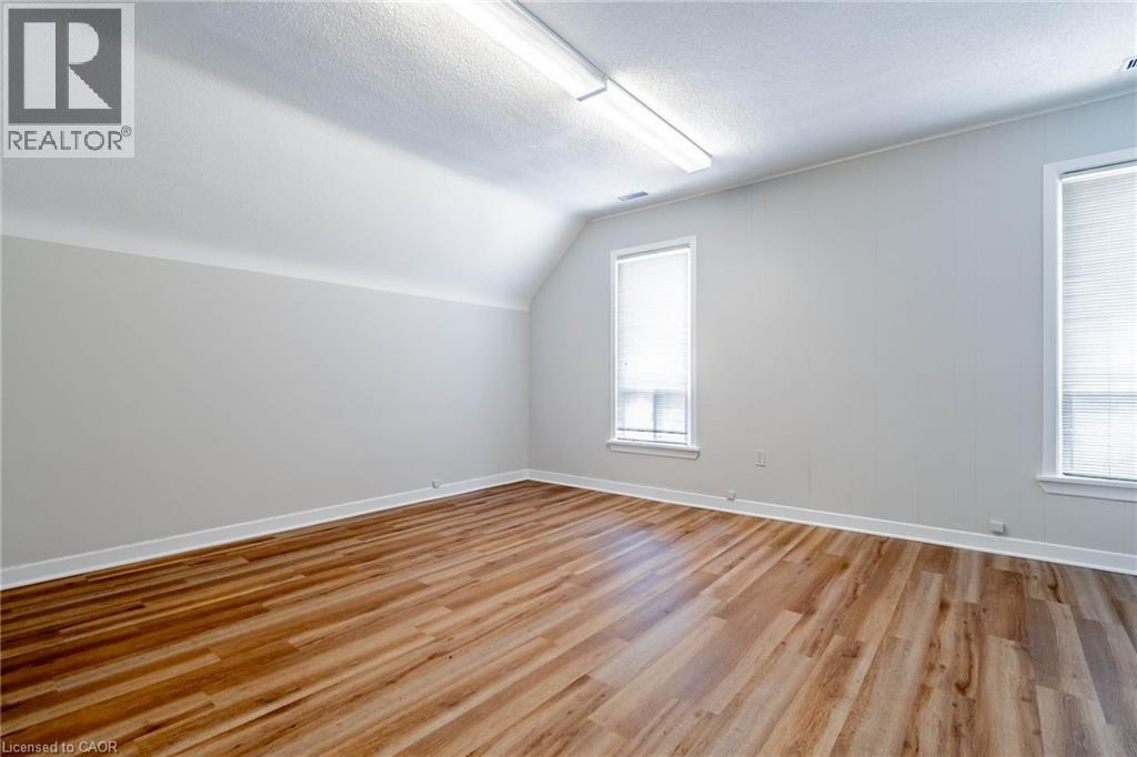 48 Carlisle Street, St. Catharines, Ontario  L2R 4H4 - Photo 18 - 40719221