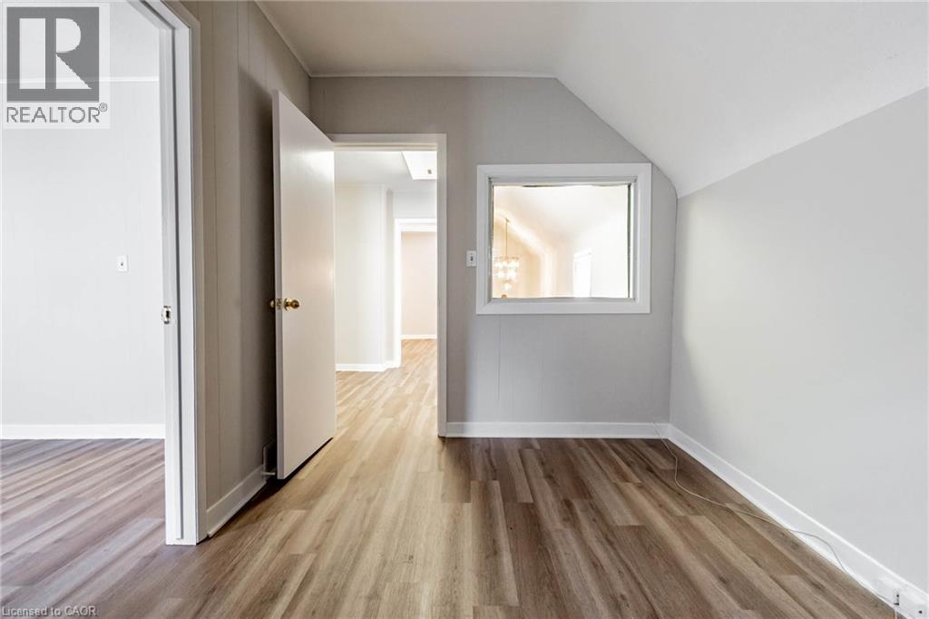 48 Carlisle Street, St. Catharines, Ontario  L2R 4H4 - Photo 22 - 40719221