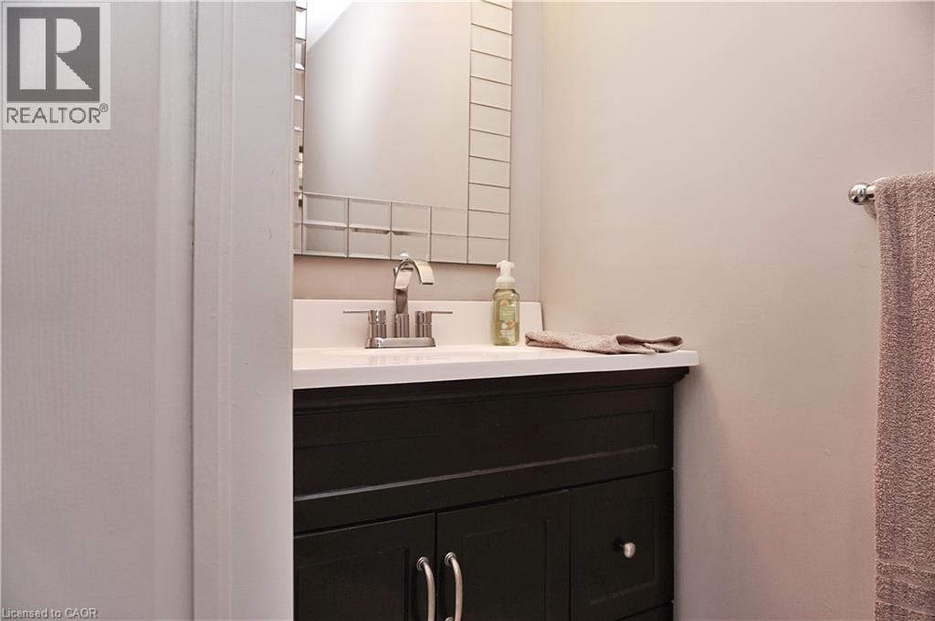 Property at 174 HIGHBURY Drive Unit# 9 image 3