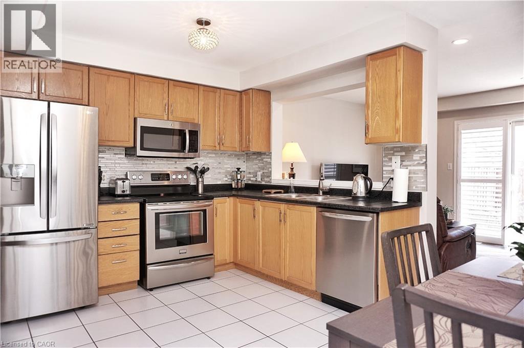 174 Highbury Drive Unit# 9, Stoney Creek, Ontario  L8J 3T8 - Photo 8 - 40721796