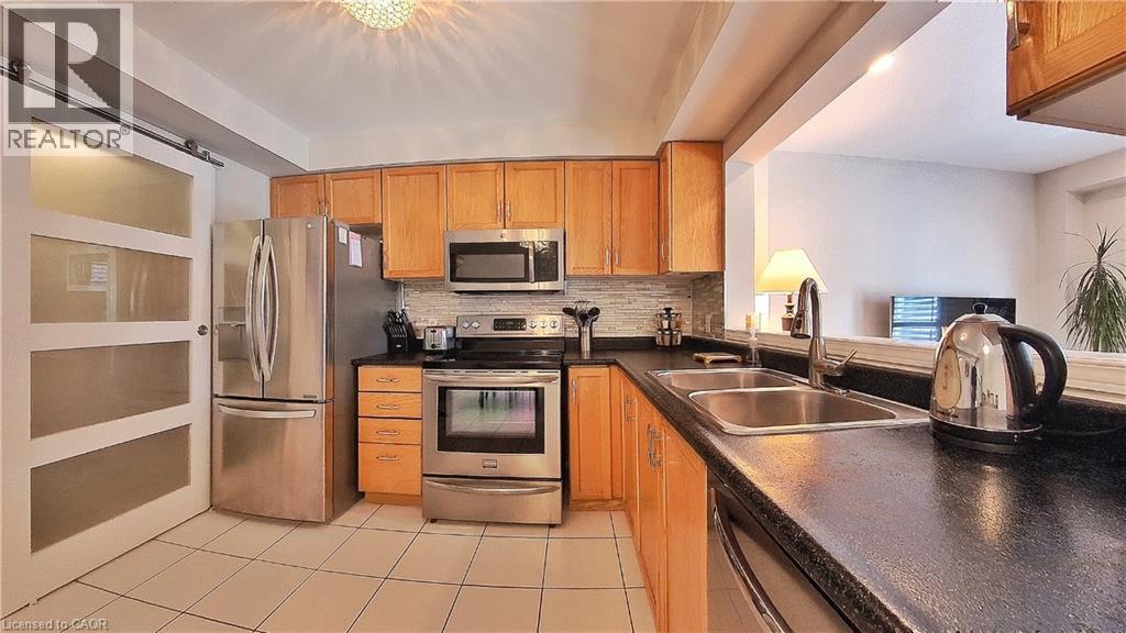 174 Highbury Drive Unit# 9, Stoney Creek, Ontario  L8J 3T8 - Photo 6 - 40721796