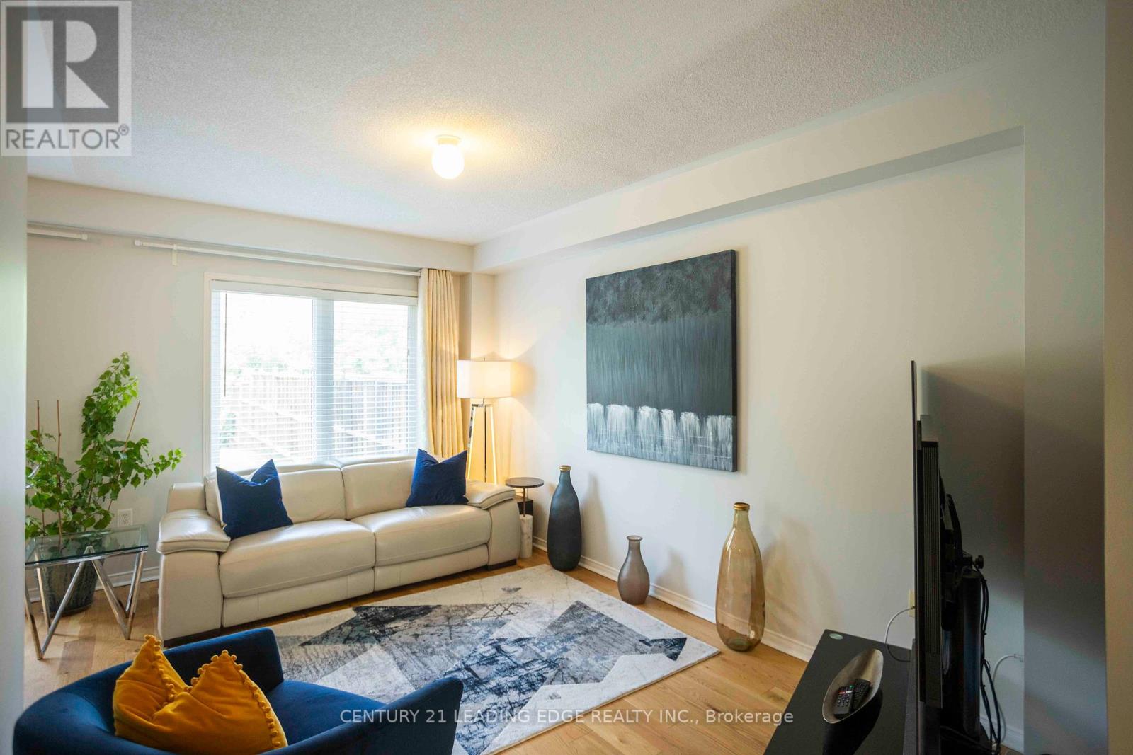 31 Nw Passage, Whitchurch-Stouffville (Stouffville), Ontario  L4A 0T2 - Photo 19 - N12341289