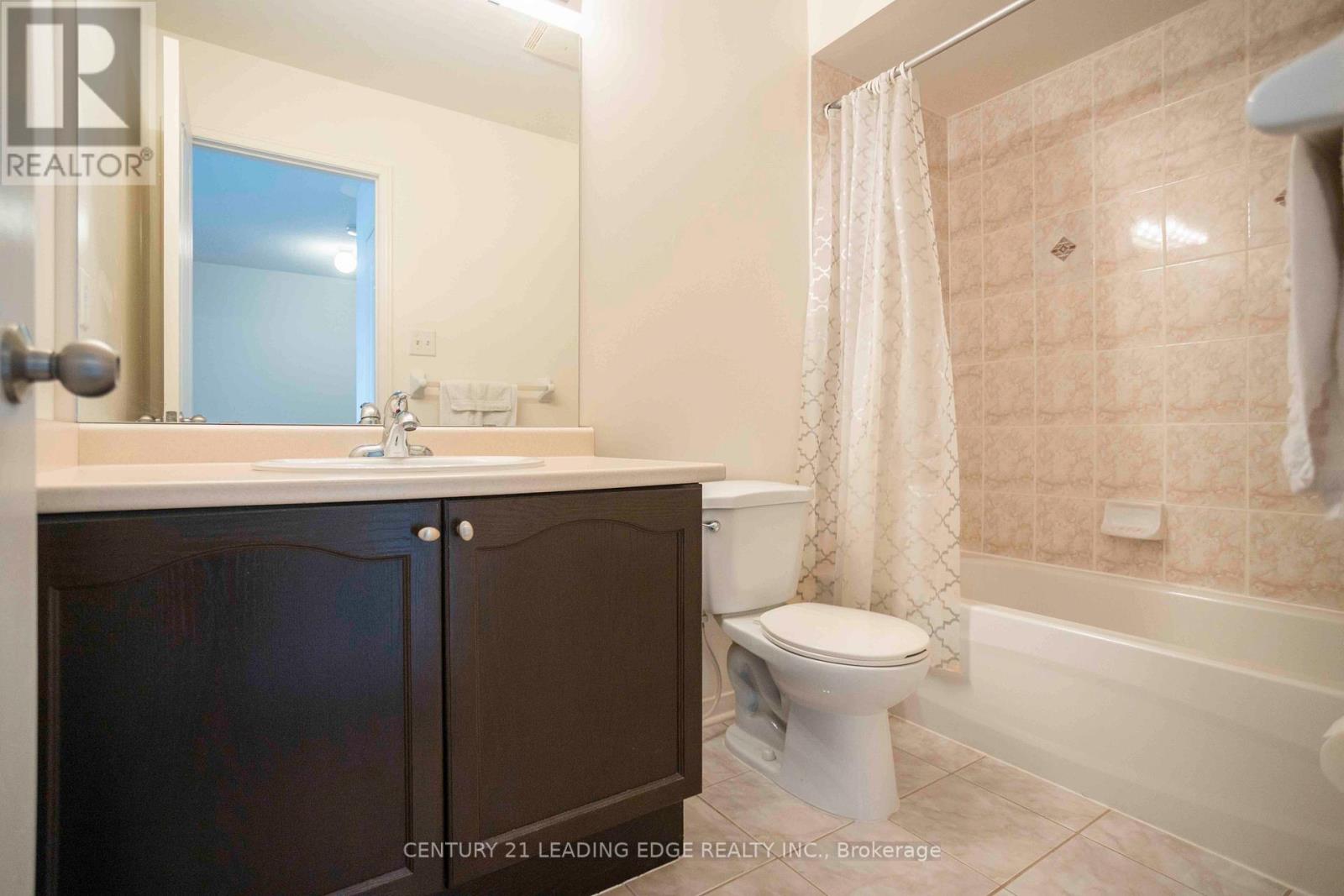 31 Nw Passage, Whitchurch-Stouffville (Stouffville), Ontario  L4A 0T2 - Photo 36 - N12341289