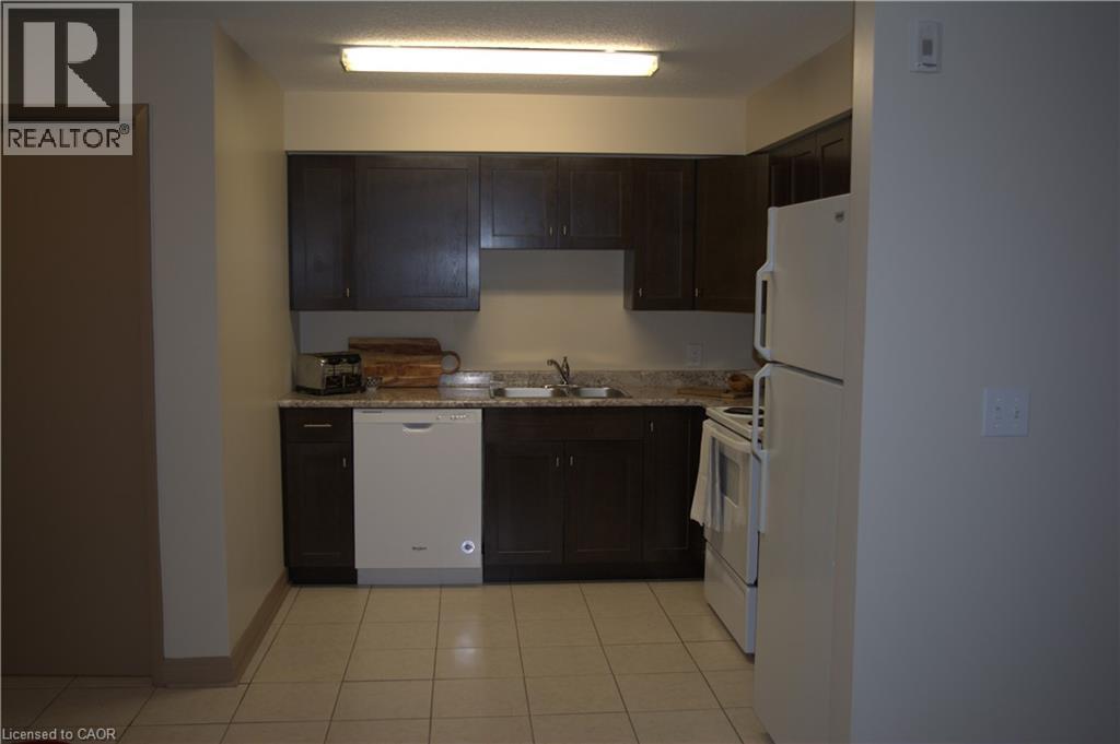 Property at 271 LESTER Street Unit# 102 image 4
