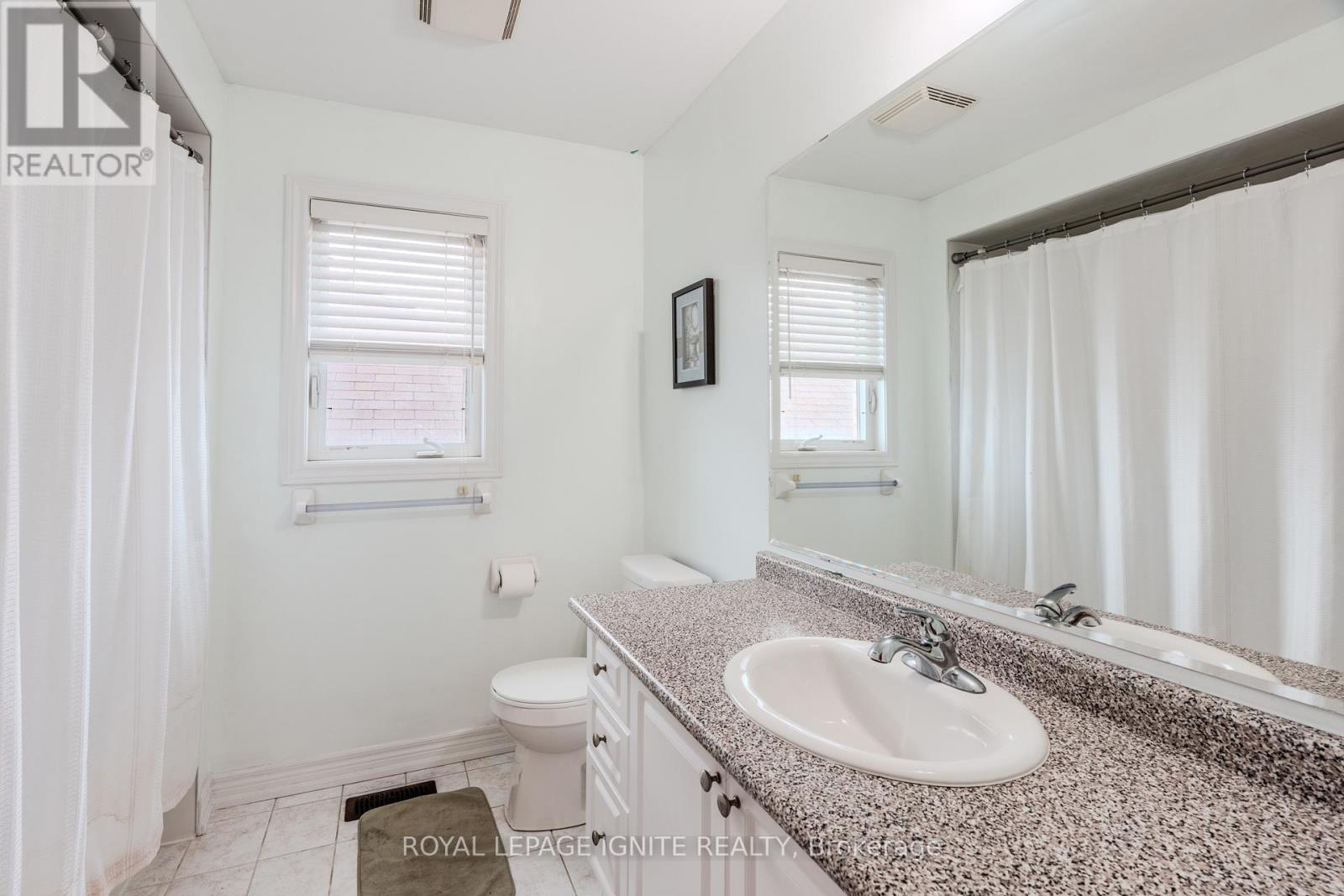 7 Picasso Drive, Brampton, Ontario  L6P 3L5 - Photo 35 - W12340862