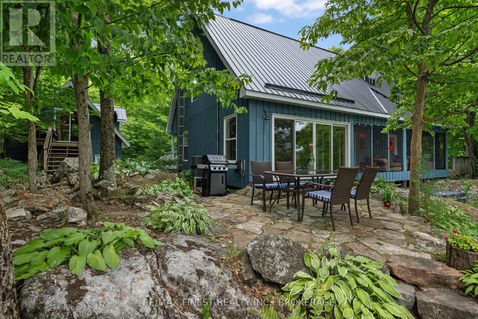8884 Canoe Lake Road, Frontenac, Ontario  K0H 1W0 - Photo 10 - X12352255