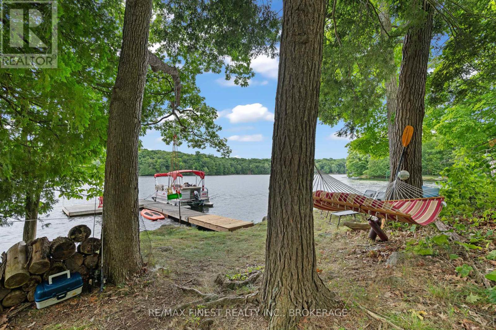 8884 Canoe Lake Road, Frontenac, Ontario  K0H 1W0 - Photo 17 - X12352255