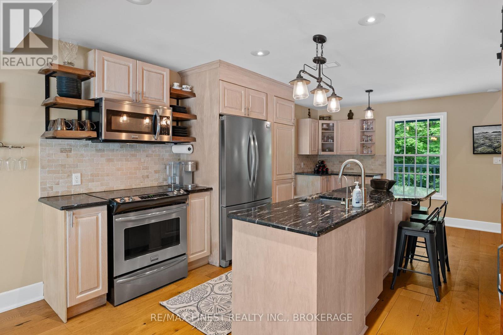 8884 Canoe Lake Road, Frontenac, Ontario  K0H 1W0 - Photo 23 - X12352255