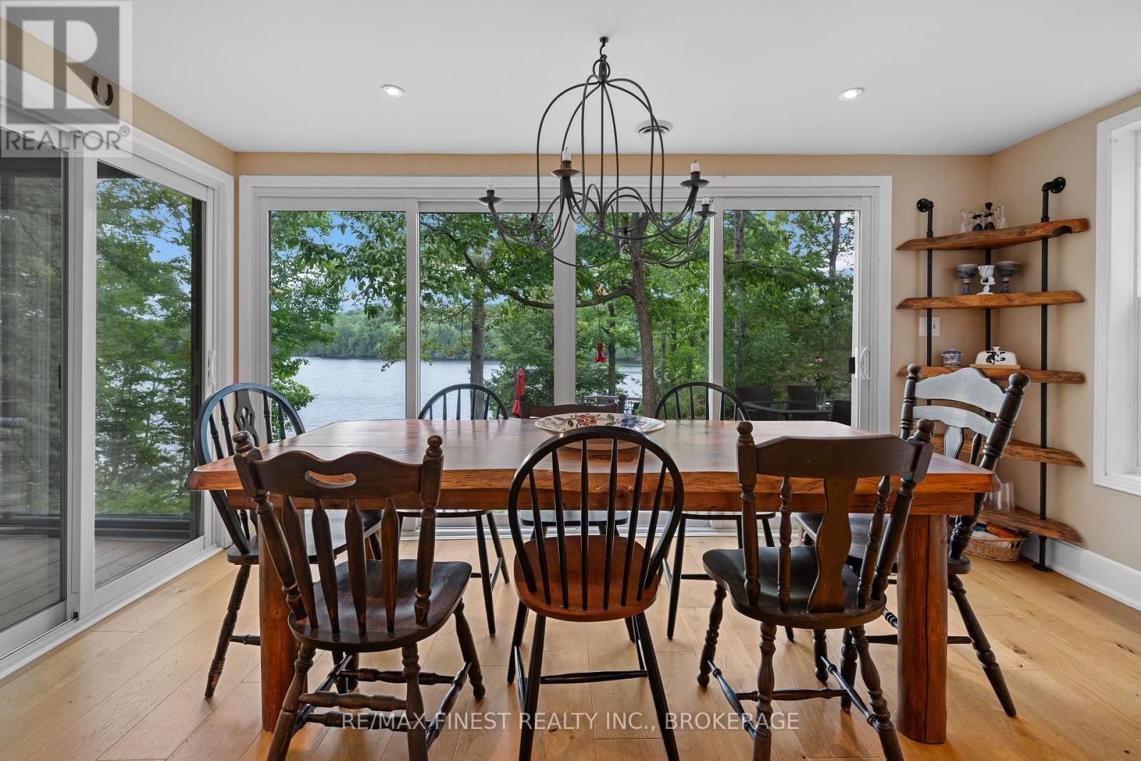 8884 Canoe Lake Road, Frontenac, Ontario  K0H 1W0 - Photo 25 - X12352255