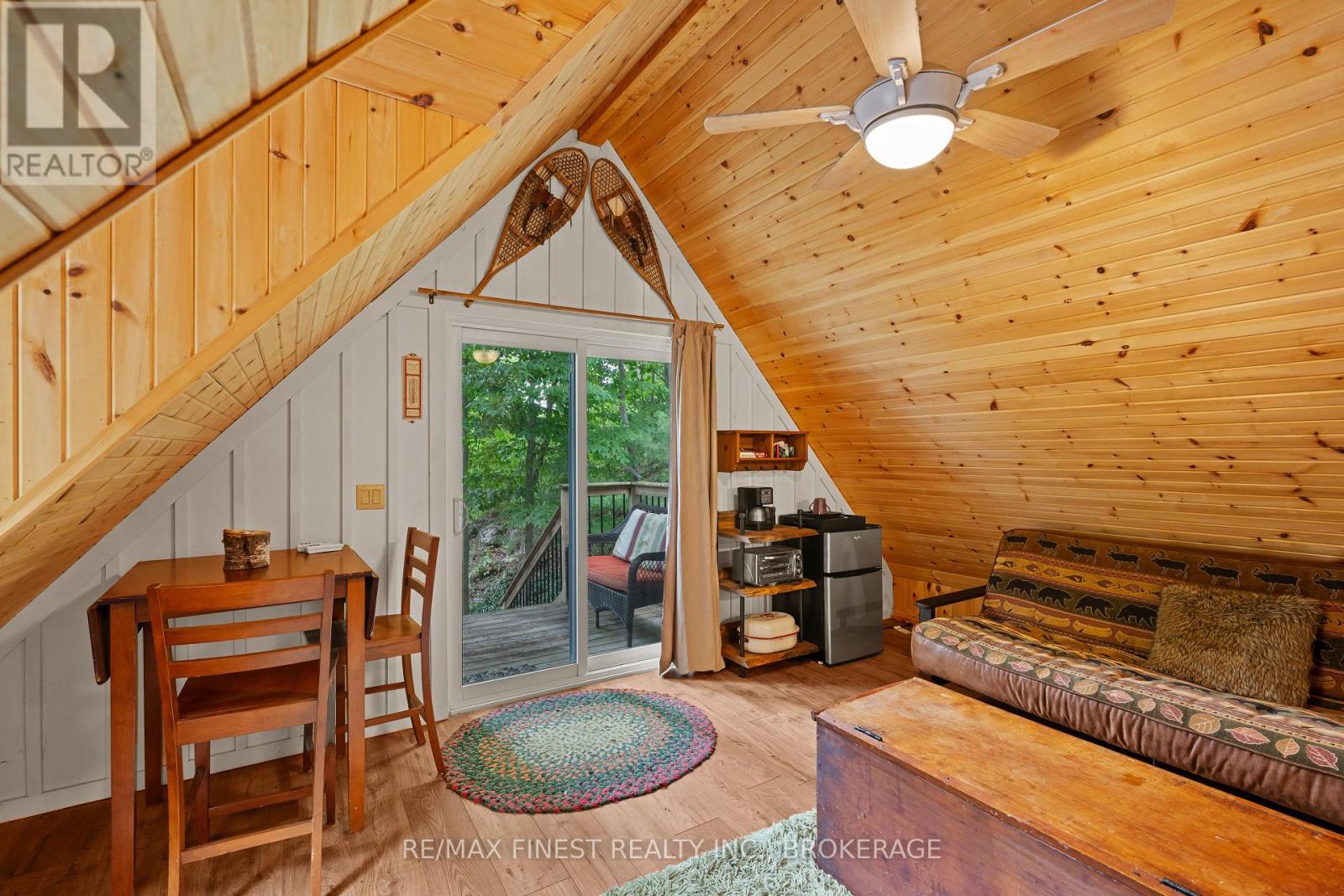 8884 Canoe Lake Road, Frontenac, Ontario  K0H 1W0 - Photo 43 - X12352255
