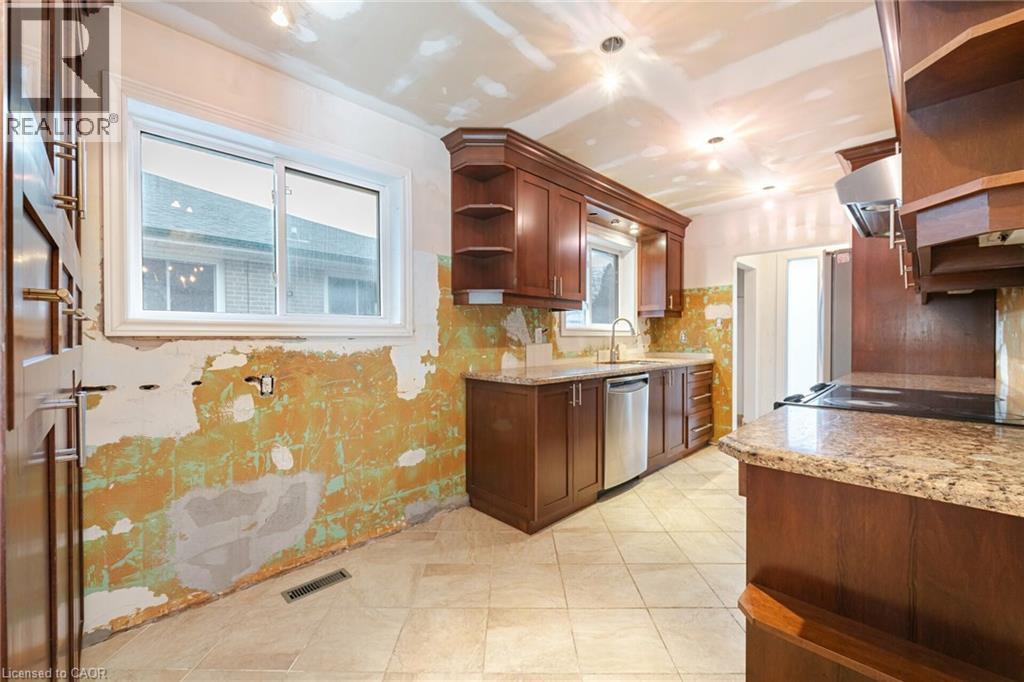 23 Gardentree Street, Toronto, Ontario  M1E 2E8 - Photo 12 - 40725484