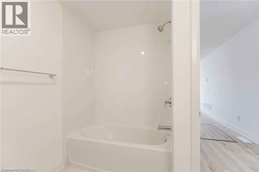 777 Beach Boulevard, Hamilton, Ontario  L8H 6Y5 - Photo 11 - 40726201