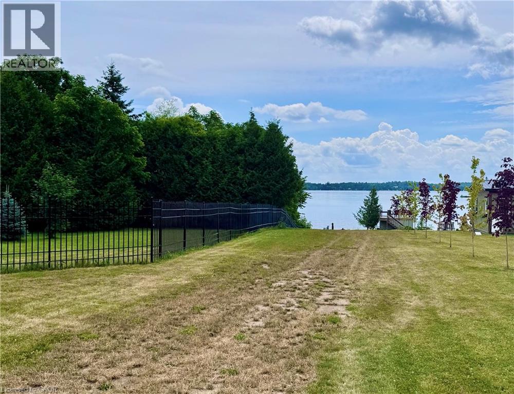 31 Blue Bay Lane, Fenelon Falls, Ontario  K0M 1N0 - Photo 3 - 40728593