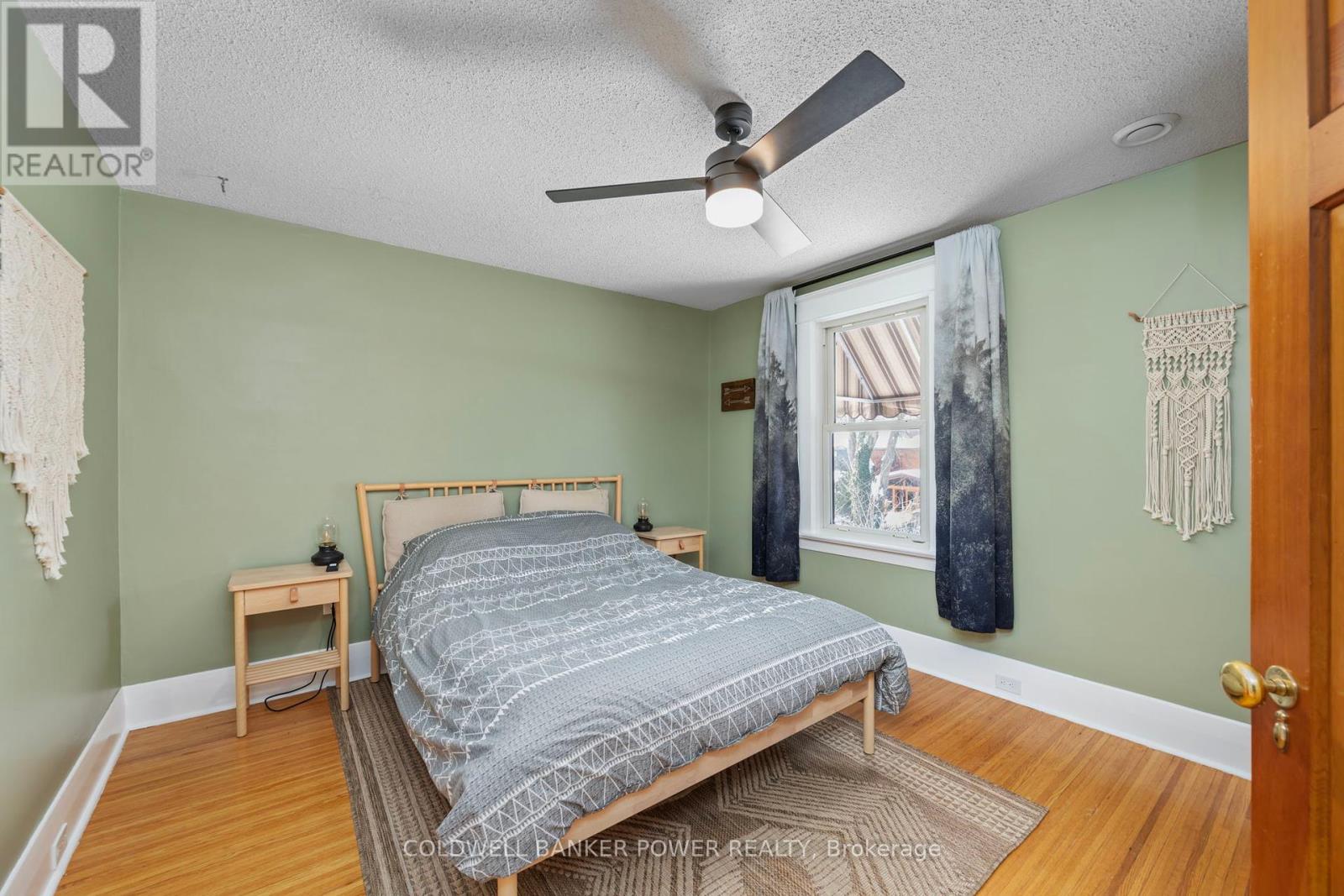 27 Belgrave Avenue, London South, Ontario  N6C 4B3 - Photo 17 - X12352304